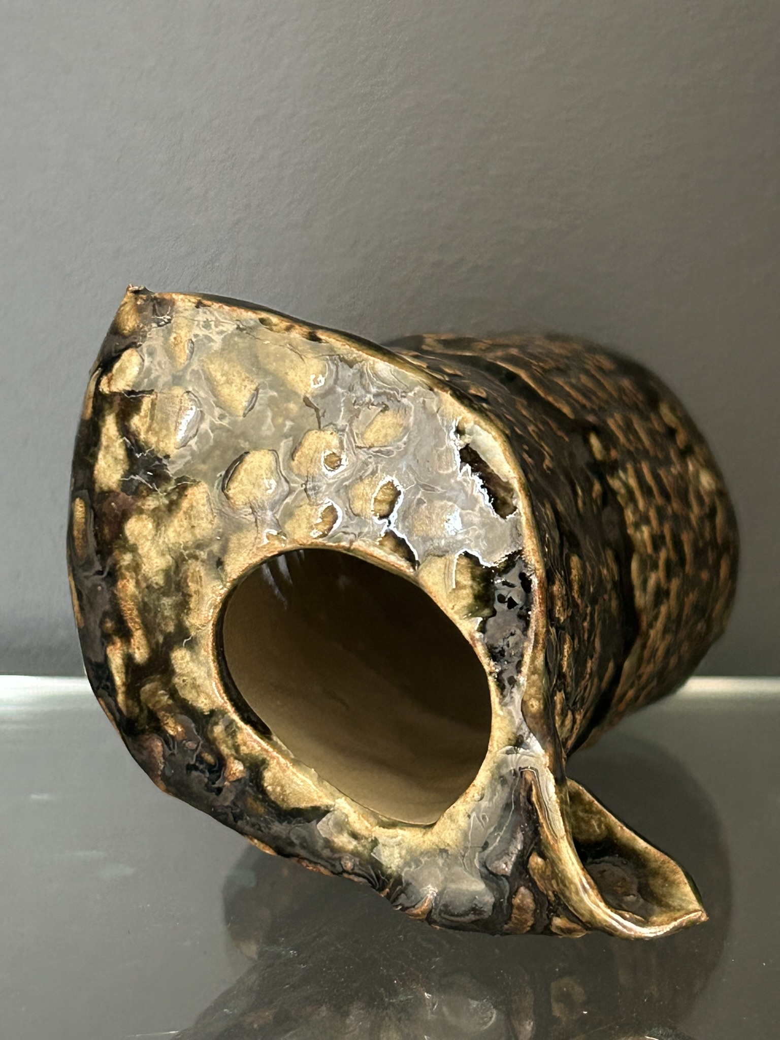 Vase Princess Crocodile detail